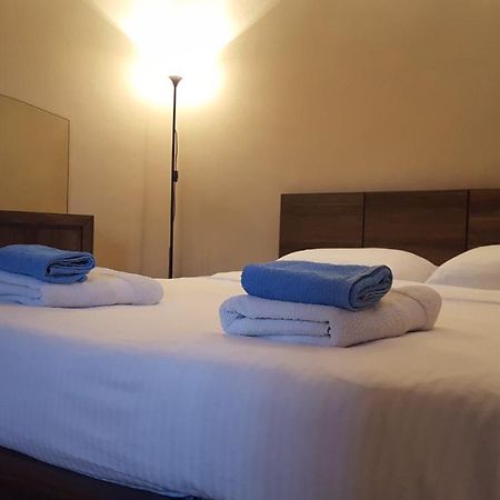Apartment Rustaveli 1 Tbilisi Ngoại thất bức ảnh